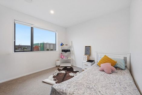 Photo of property in 25 Orona Place, Takanini, 2112