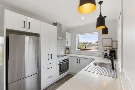 Photo of property in 108 Tamatea Road, Taupo, 3330