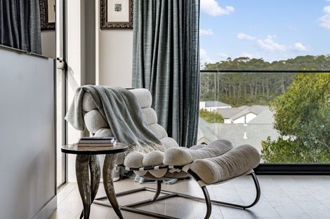 Photo of property in 17 Dinning Road, Riverhead, 0820