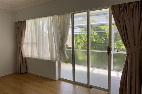 Photo of property in 12a Newington Road, Henderson, Auckland, 0612