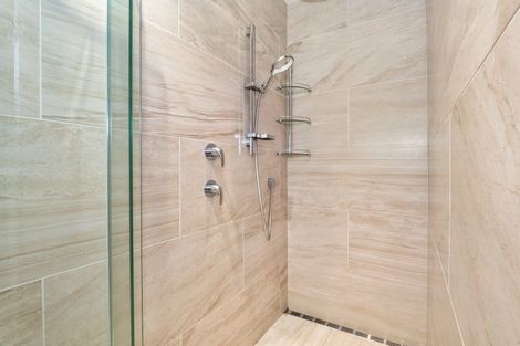 Photo of property in 157 Marine Parade, Mount Maunganui, 3116