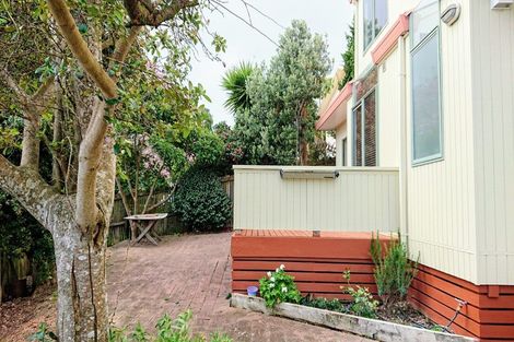Photo of property in 2/12 Grenadine Place, Unsworth Heights, Auckland, 0632