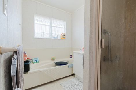 Photo of property in 21 Norman Street, Nawton, Hamilton, 3200