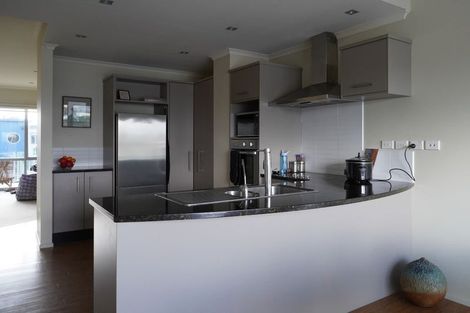 Photo of property in 26/4u Seaview Road, Paraparaumu Beach, Paraparaumu, 5032