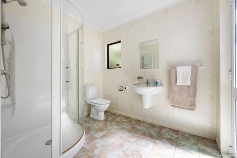 Photo of property in 4 Merehai Place, Snells Beach, 0920