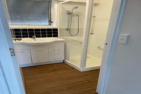 Photo of property in 1/29 Lane Road, Weymouth, Auckland, 2103