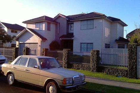 Photo of property in 12 Cherrywood Crescent, Northpark, Auckland, 2013