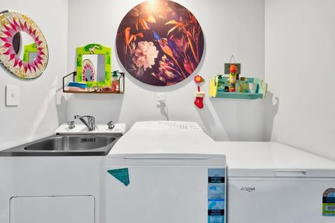 Photo of property in 22 Juliet Street, Stratford, 4332