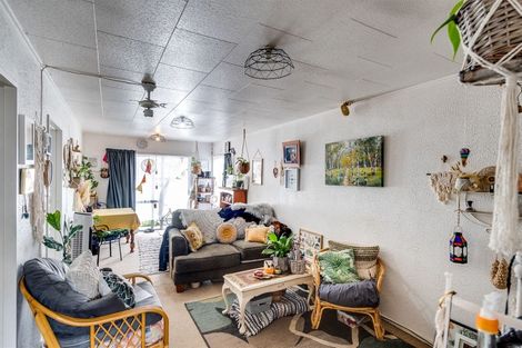 Photo of property in 4/283 Taradale Road, Pirimai, Napier, 4112