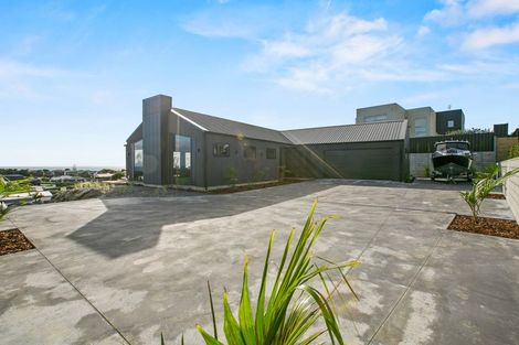 Photo of property in 13 Impact Avenue, Bell Block, New Plymouth, 4312