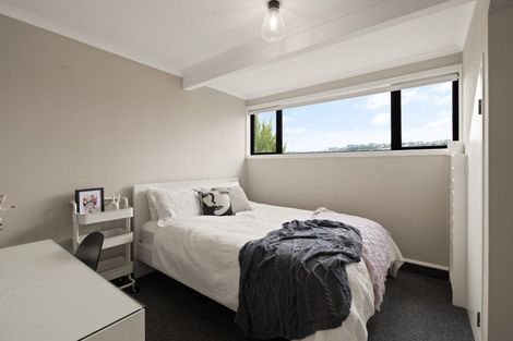 Photo of property in 165 Macandrew Road, South Dunedin, Dunedin, 9012