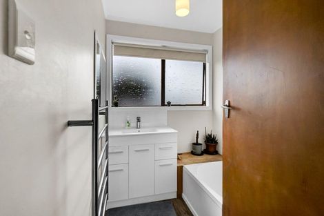 Photo of property in 376 South Road, Omata, New Plymouth, 4374