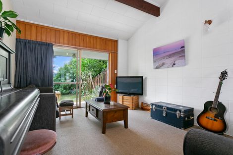 Photo of property in 80 Princes Street, Cambridge, 3434