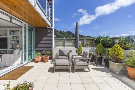 Photo of property in 36 Mantell Street, Seatoun, Wellington, 6022