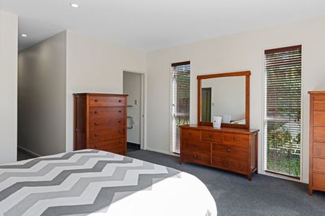 Photo of property in 18 Kenmure Drive, Huntsbury, Christchurch, 8022