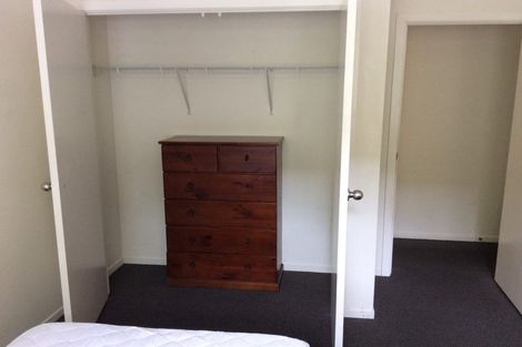 Photo of property in 8d Schnapper Rock Road, Schnapper Rock, Auckland, 0632