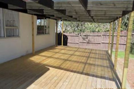 Photo of property in 3 Blue Way, Glendene, Auckland, 0602