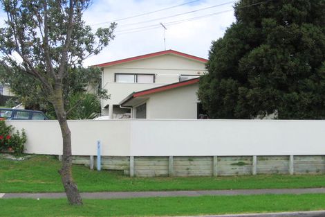 Photo of property in 72b Bay Street, Red Beach, 0932