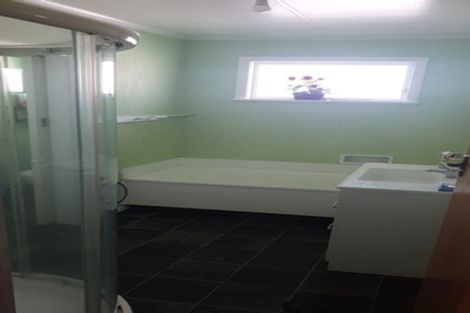 Photo of property in 63 Stephens Crescent, Highbury, Palmerston North, 4412