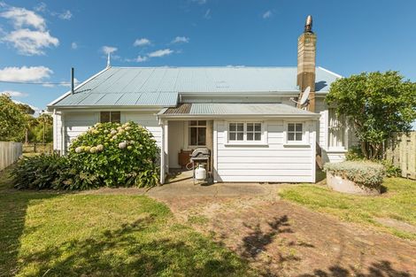 Photo of property in 2 Paua Place, Aramoana, Omakere, 4271