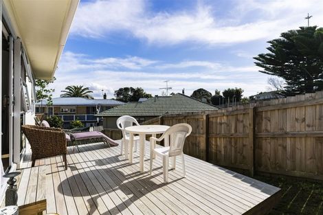 Photo of property in 7d Yeoman Place, Howick, Auckland, 2014