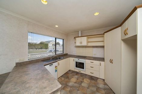 Photo of property in 41 Ngaio Street, Strandon, New Plymouth, 4312