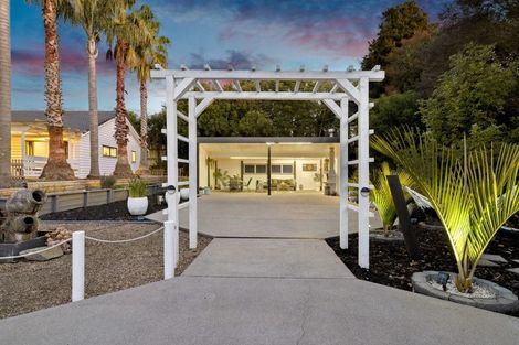 Photo of property in 74 Dale Road, Ramarama, Drury, 2579