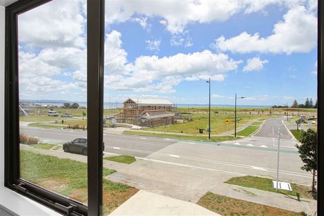 Photo of property in 13 Kaitiaki Drive, Clarks Beach, 2122