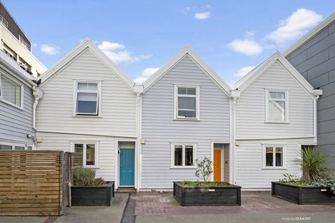 Photo of property in Victoria Villas, 42/35 Pirie Street, Mount Victoria, Wellington, 6011