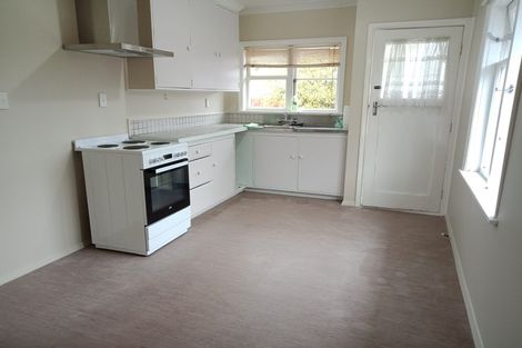 Photo of property in 4/64 Gibbons Street, Ebdentown, Upper Hutt, 5018