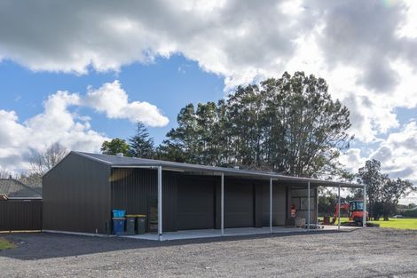 Photo of property in 12 Brookvale Lane, Taupaki, Henderson, 0782