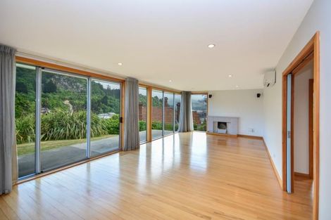 Photo of property in 1 Currie Street, Port Chalmers, 9023