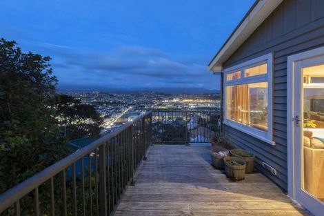 Photo of property in 112 Duncan Terrace, Kilbirnie, Wellington, 6022