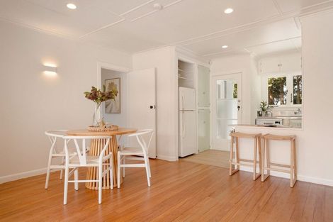 Photo of property in 2 Wade Place, Welcome Bay, Tauranga, 3175