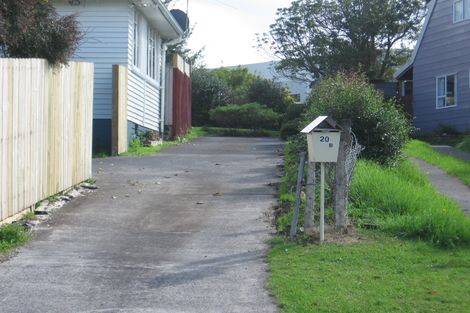 Photo of property in 2/20 Tahi Terrace, Glen Eden, Auckland, 0602