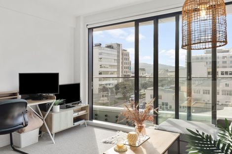 Photo of property in Alpha Apartments, 501/4 Elizabeth Street, Mount Victoria, Wellington, 6011
