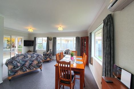 Photo of property in 5a Carthew Street, Feilding, 4702