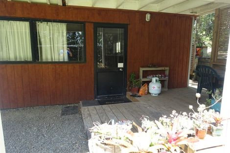 Photo of property in 3 William Pitcher Place, Greenhithe, Auckland, 0632