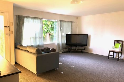 Photo of property in 2/30 Arabi Street, Sandringham, Auckland, 1041