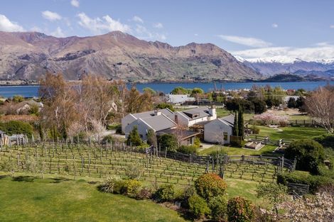Photo of property in 239b Beacon Point Road, Wanaka, 9305