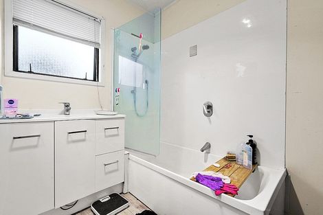 Photo of property in 85 Redcrest Avenue, Red Hill, Papakura, 2110