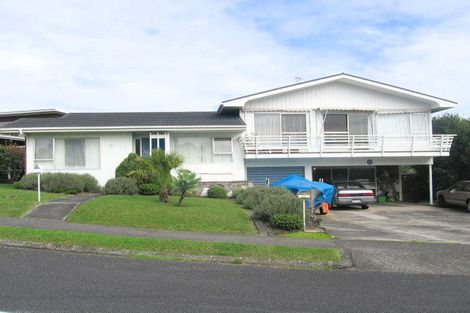 Photo of property in 24 Treeway, Sunnyhills, Auckland, 2010