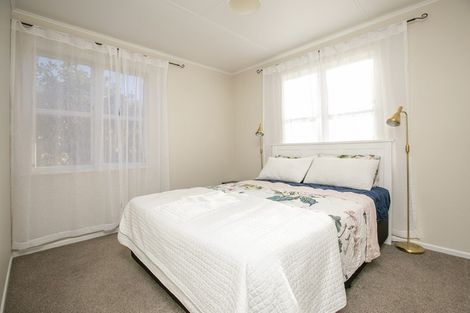 Photo of property in 60 Brandon Street, Featherston, 5710