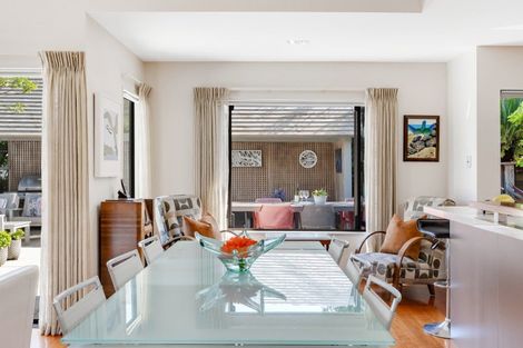 Photo of property in 24 Clovelly Road, Bucklands Beach, Auckland, 2012