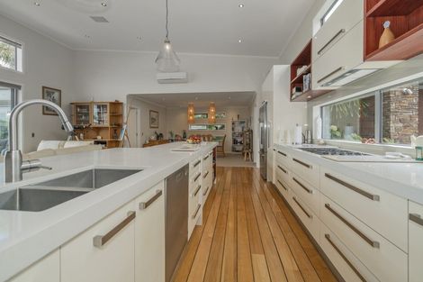 Photo of property in 3 Little George Place, Whitianga, 3510