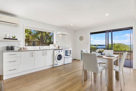 Photo of property in 29 St Annes Crescent, Wattle Downs, Auckland, 2103