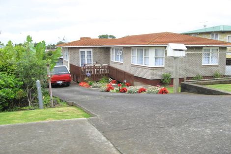 Photo of property in 177 Wallace Road, Mangere Bridge, Auckland, 2022