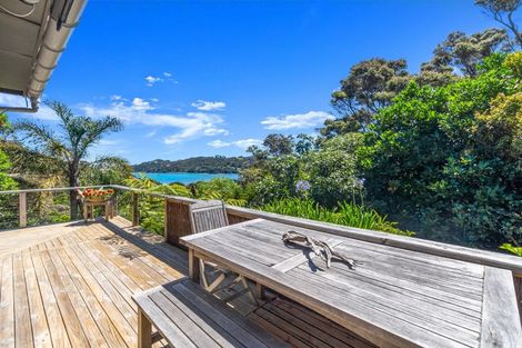 Photo of property in 33 Tawa Street, Oneroa, Waiheke Island, 1081