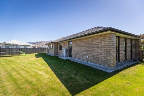Photo of property in 4 Banbury Terrace, Lower Shotover, Queenstown, 9304