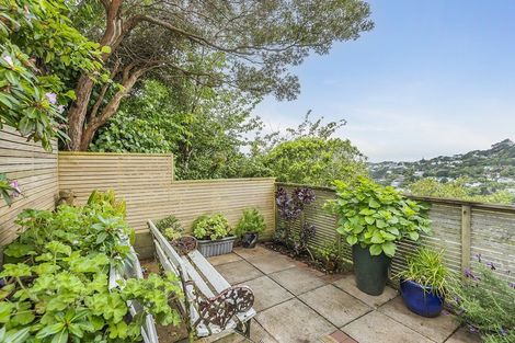 Photo of property in 3a Chancellor Way, Crofton Downs, Wellington, 6035